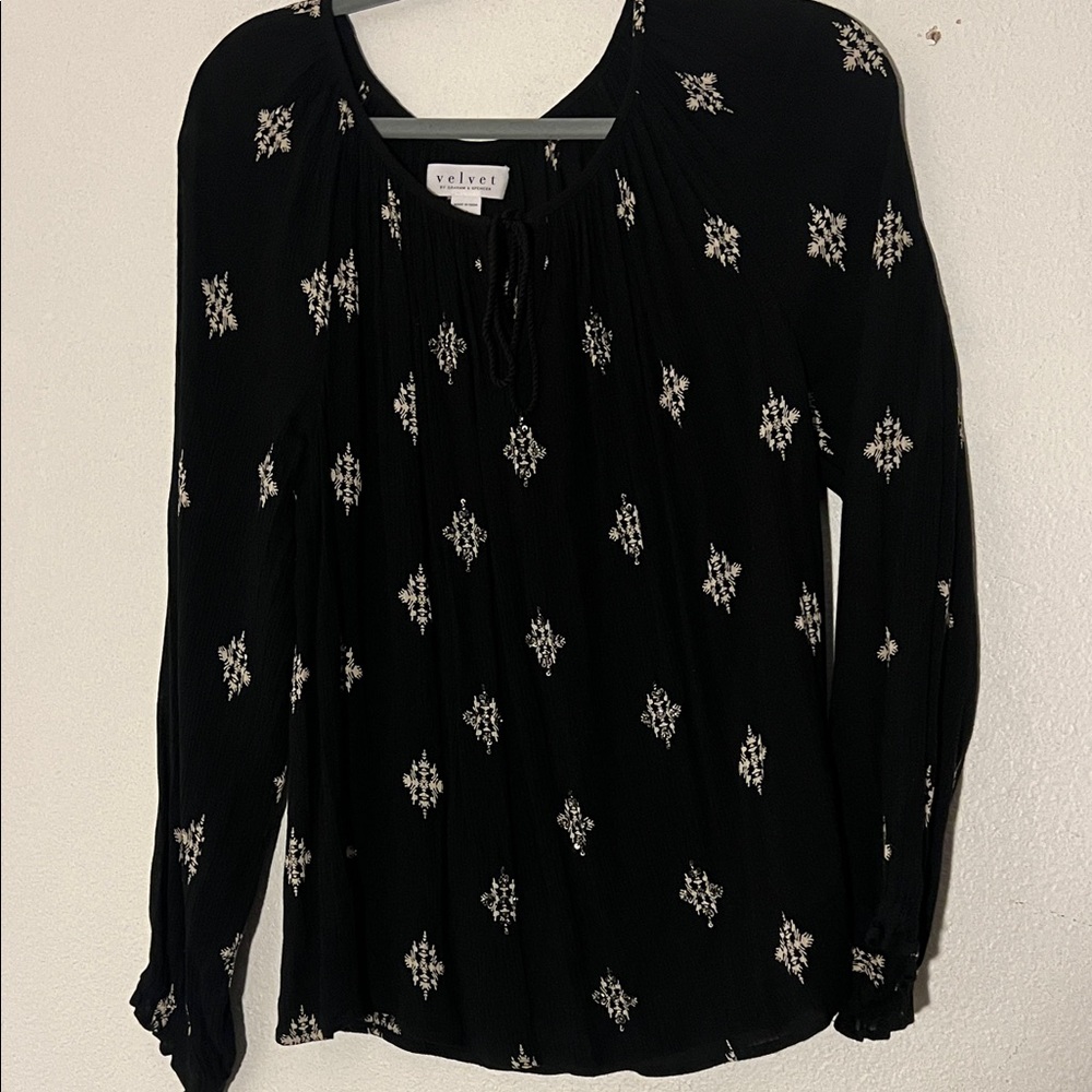 Velvet Women's Black Blouse with White Pattern